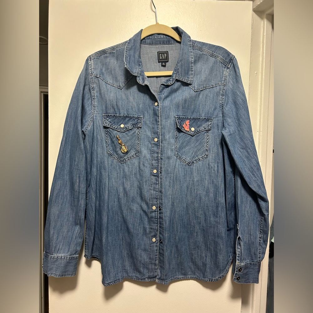 Women’s Jean Button Down Shirt with Pins